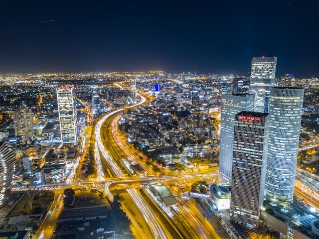 Explore DevRel in 2026: how coding agents, AI builders, X-first communities, DevRel engineering, and product-centric advocacy are reshaping the field.